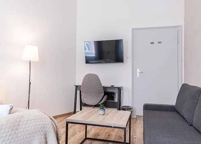 Comfortable 1 Bedroom Apartment In Prime Location