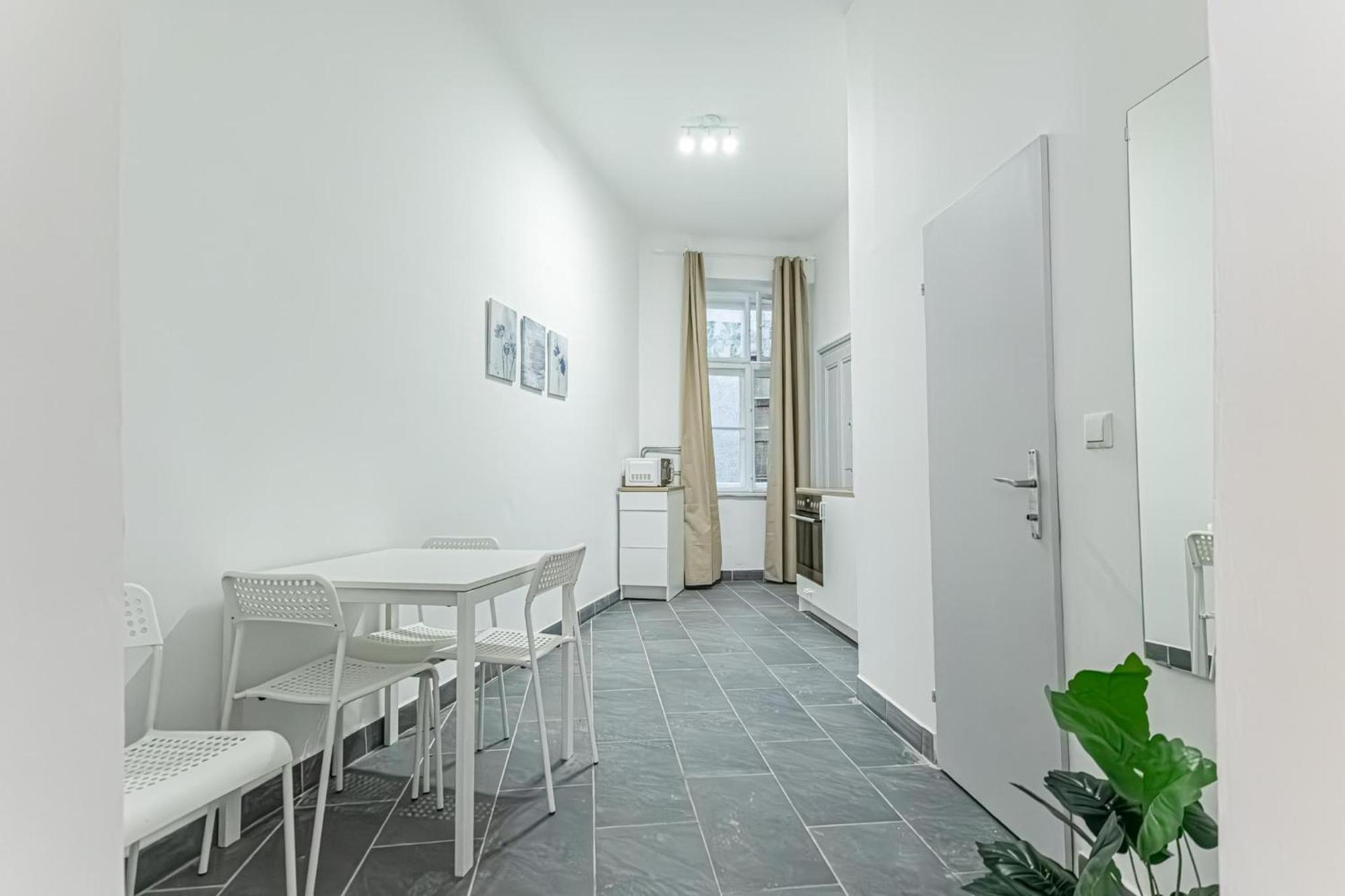 Comfortable 1 Bedroom In Prime Location * Vienna