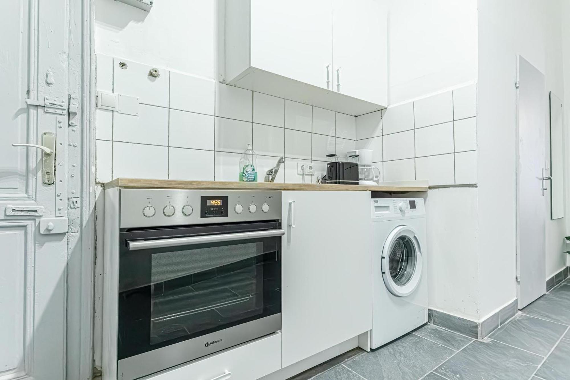 Comfortable 1 Bedroom In Prime Location Vienna